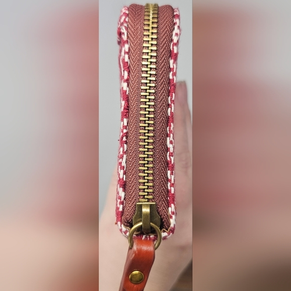 Fossil Jori Zip Clutch Wristlet RFID Wallet Leather Fabric Red White Brown NWOT - Picture 7 of 16